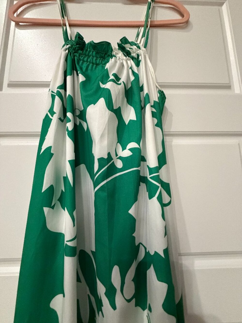 Green & White Floral Spaghetti Strap Maxi Dress (Medium)